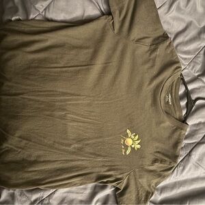 Goodfellow & Co Olive T-Shirt with Yellow Graphic